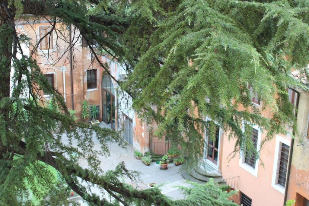 Appartamento Esquilino Di Yan Řím Exteriér fotografie